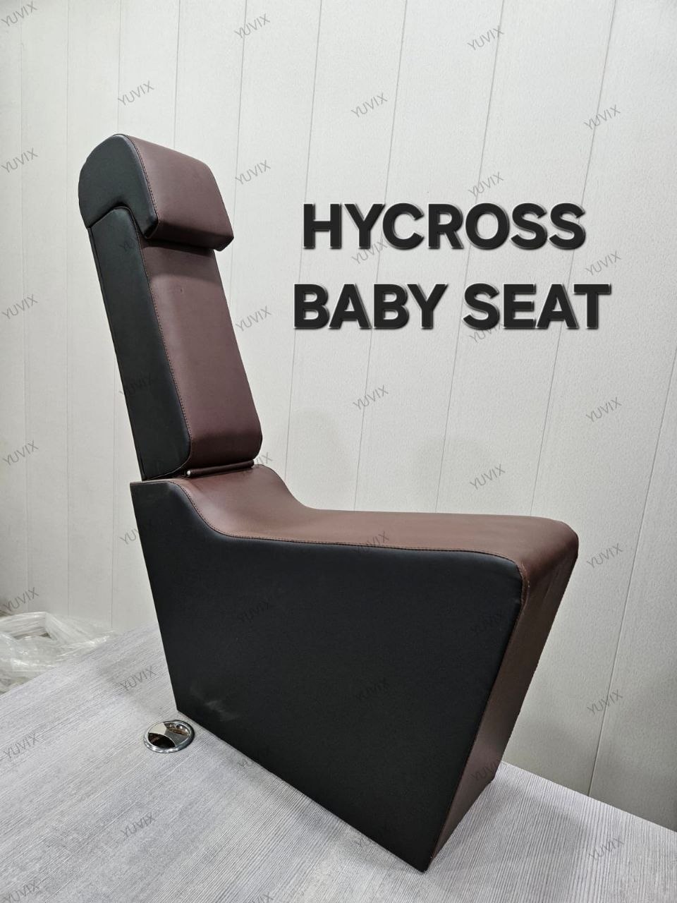 Baby seat for Hycross